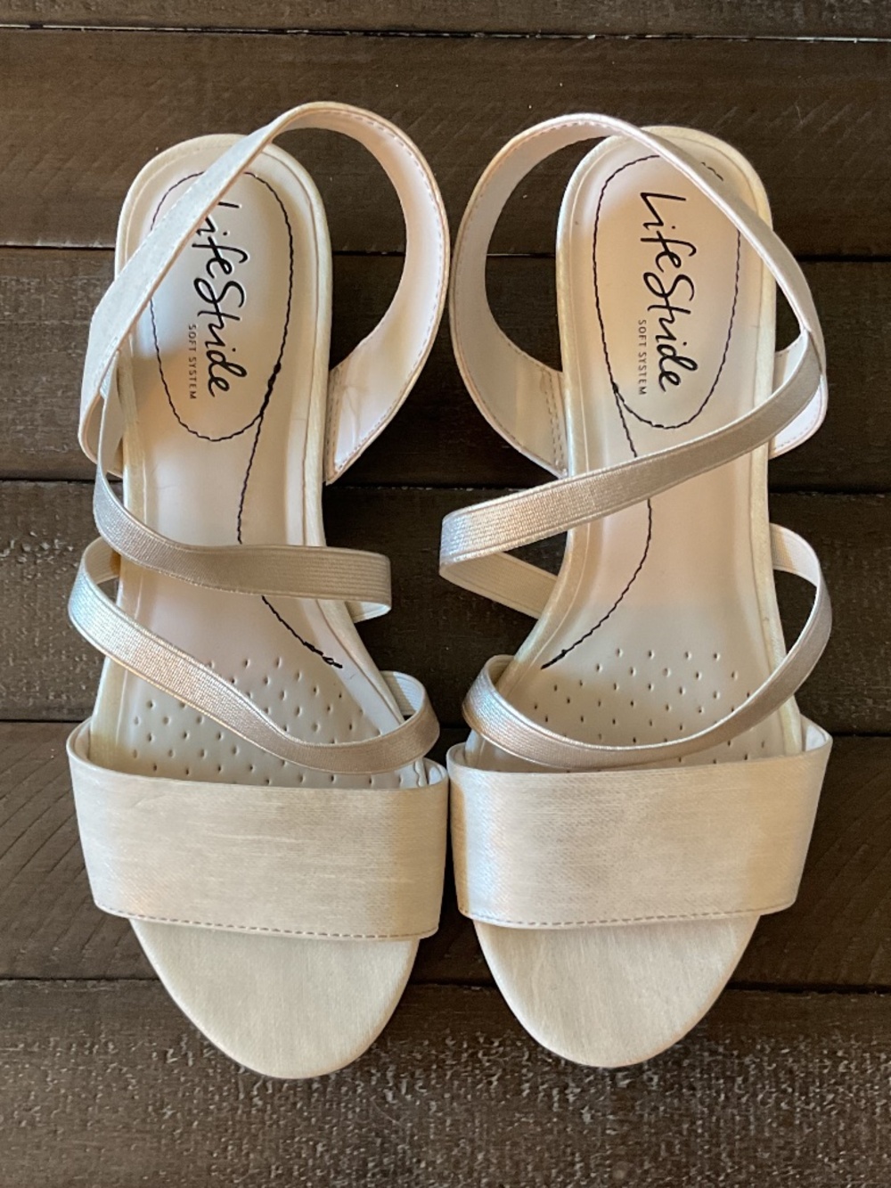 💐NWOT💐 LifeStride Yoyo Platino Wedge Sandals - size 6